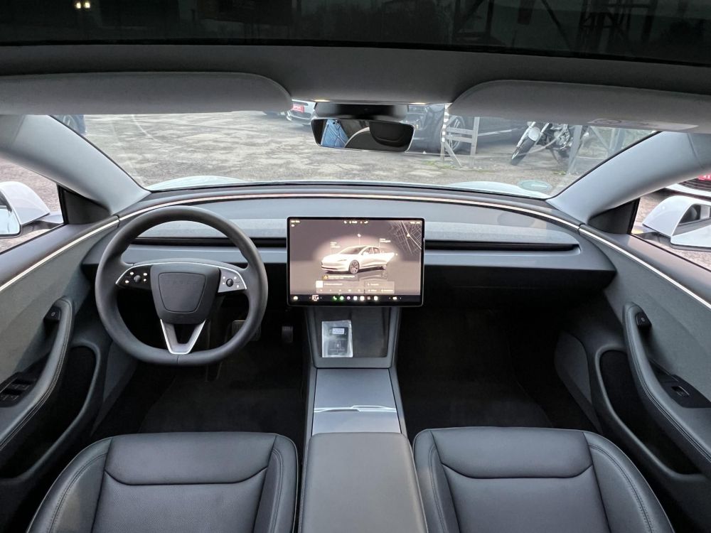 TESLA MODEL 3 RWD Premium (Automata) Kifogástalan. újszerű állapotban. 500km WLTP