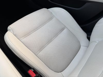 MAZDA 6 Sportkombi 2.2 CD AWD Revolution Top (Automata) M.o.-i. Teljes felszereltség! Xenon BOSE Vajbőr belső HUD Memória Vonóhorog