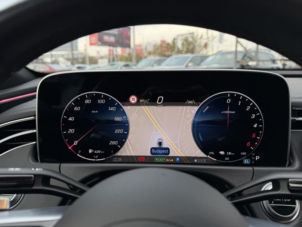 MERCEDES-BENZ E 300 de 9G-TRONIC Plug-in hybrid AMG csomag. ÁFÁS! 4D Burmester hifi!