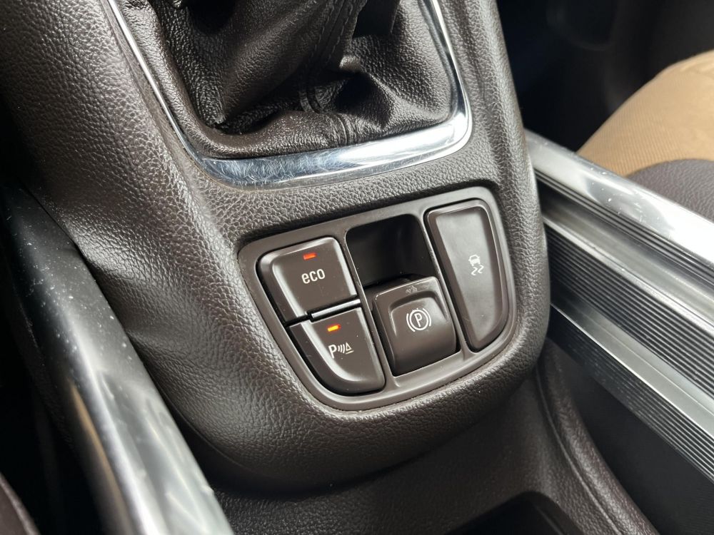 OPEL ZAFIRA TOURER 1.6 CDTI Edition (7 személyes ) Extra beltér! Klíma Tempomat Bluetooth Navi!