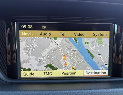 MERCEDES-BENZ E 220 CDI BlueEFFICIENCY Elegance (Automata) Rendszeresen karbantartott. Téli-nyári kerék!