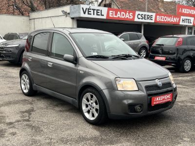 FIAT PANDA 1.4 100 HP Ritkaság! Vezetett szervizkönyv! Téli-Nyári kerék!