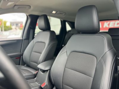 FORD KUGA 2.5 PHEV Titanium CVT 37e km. kitűnő állapot!