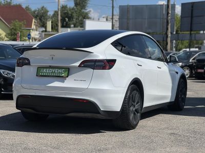 TESLA MODEL Y Long Range AWD (Automata) 119e km. mátrix LED. hőszivattyú. premium hifi. garanciális. téli-nyári kerék!