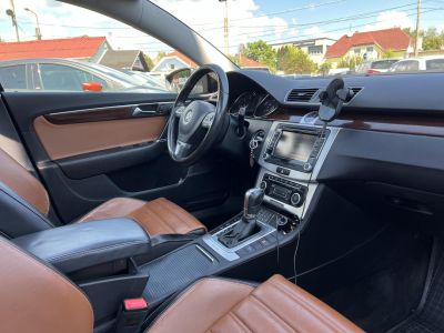 VOLKSWAGEN PASSAT VII Variant 2.0 CR TDI Highline 4Motion BMT DSG Magyarországi. Márkaszervizelt. Magasan felszerelt! Téli-nyári kerék szett!