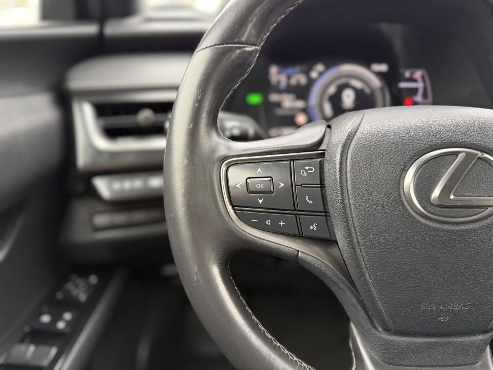LEXUS UX 250h Comfort CVT 113e km. LED Tempomat Navi Sávtartó Bluetooth Kamera Keyless