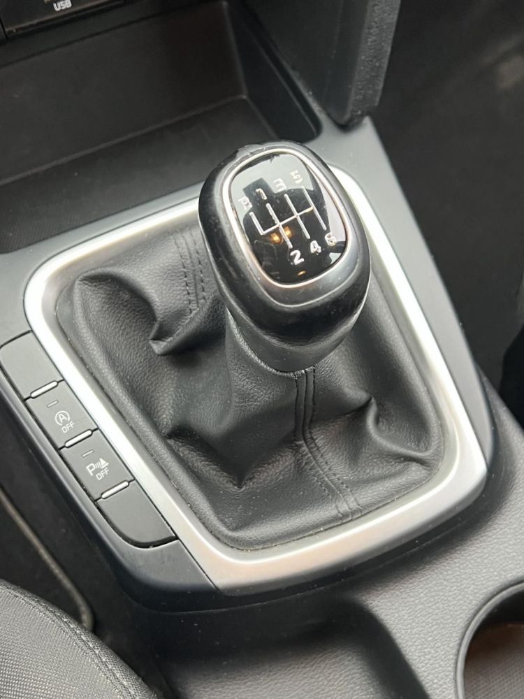 KIA CEE'D Ceed 1.0 T-GDI Bronze M.o.-i. 1.tul. Klíma Tempomat 71e km!