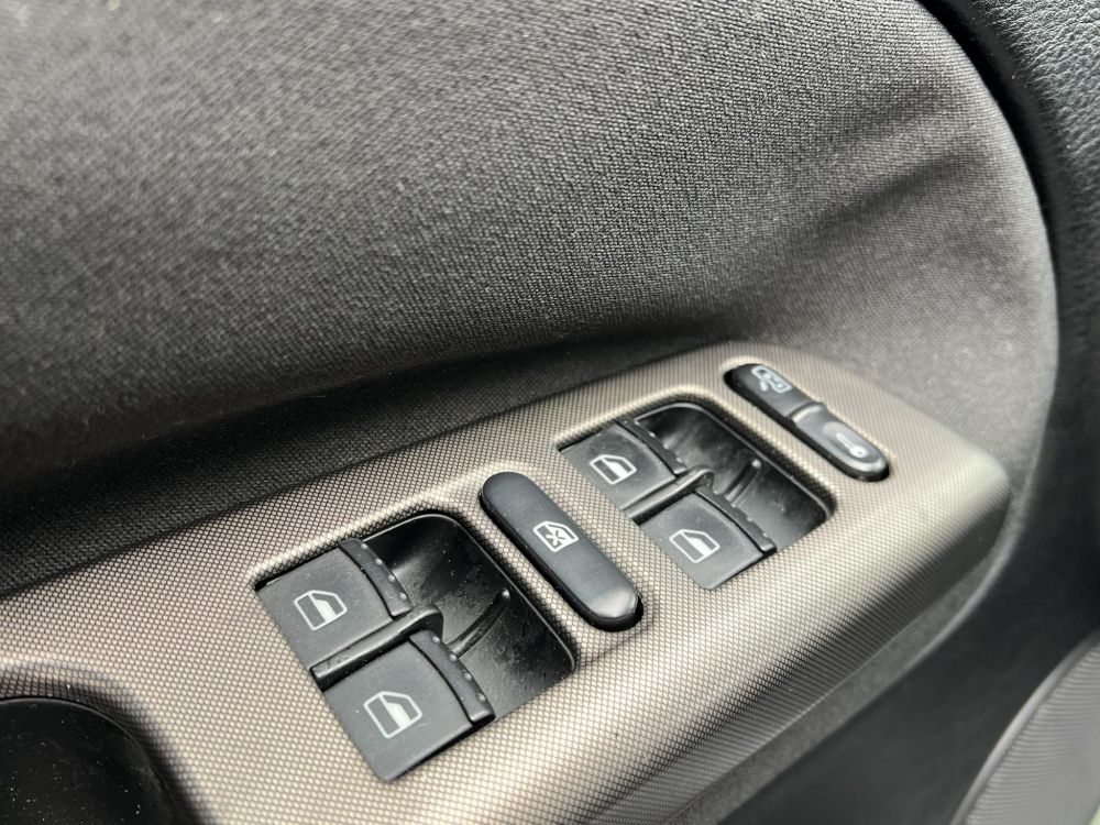 VOLKSWAGEN PASSAT 1.6 Comfortline Business Klíma Tempomat Rendszeresen szervizelt!