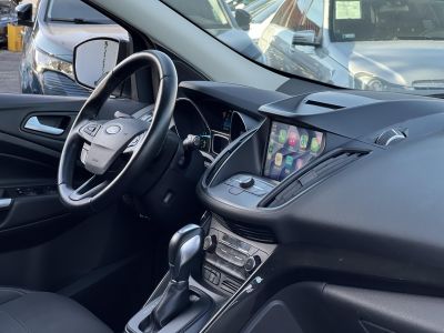 FORD KUGA 2.0 TDCi Titanium Technology AWD Magyarországi. Gyári fényezés. Carplay. Szervizelt. Vonóhorog!