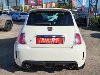 ABARTH 500 1.4 71e km. 135le. Xenon Digitklíma Navi Multikormány Interscope