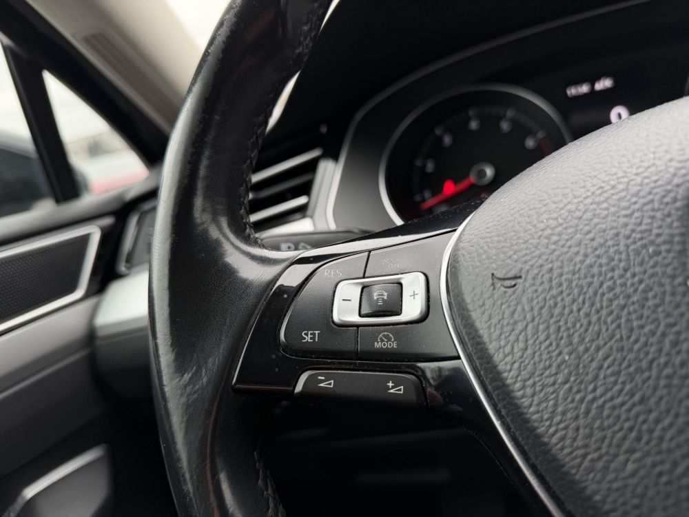 VOLKSWAGEN PASSAT VIII 1.4 TSI BMT ACT Comfortline Távtartó Navi Ülésfűtés Tolatóradar Frissen szervizelt!