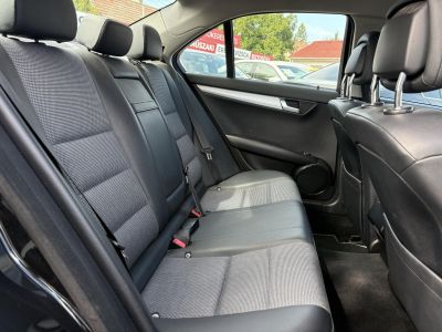 MERCEDES-BENZ C 200 Kompressor Avantgarde 183e km. Xenon Digitklíma Ülésfűtés Félbőr MEGKÍMÉLT!