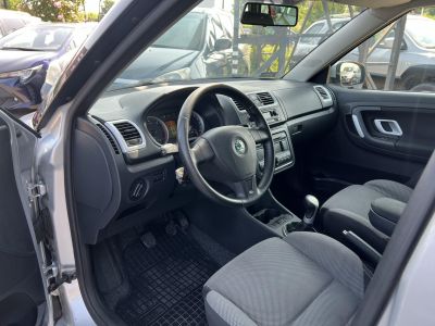 SKODA FABIA Combi 1.4 PD TDI Sport Tempomat Digitklíma Tolatóradar Téli-nyári gumi!