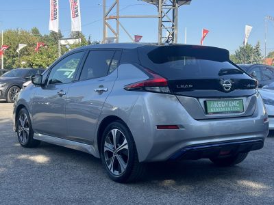 NISSAN LEAF N-Connecta 40kWh (Automata) 59e km. 360 kamera. első-hátsó ülésfűtés. kormányfűtés. CARPLAY!