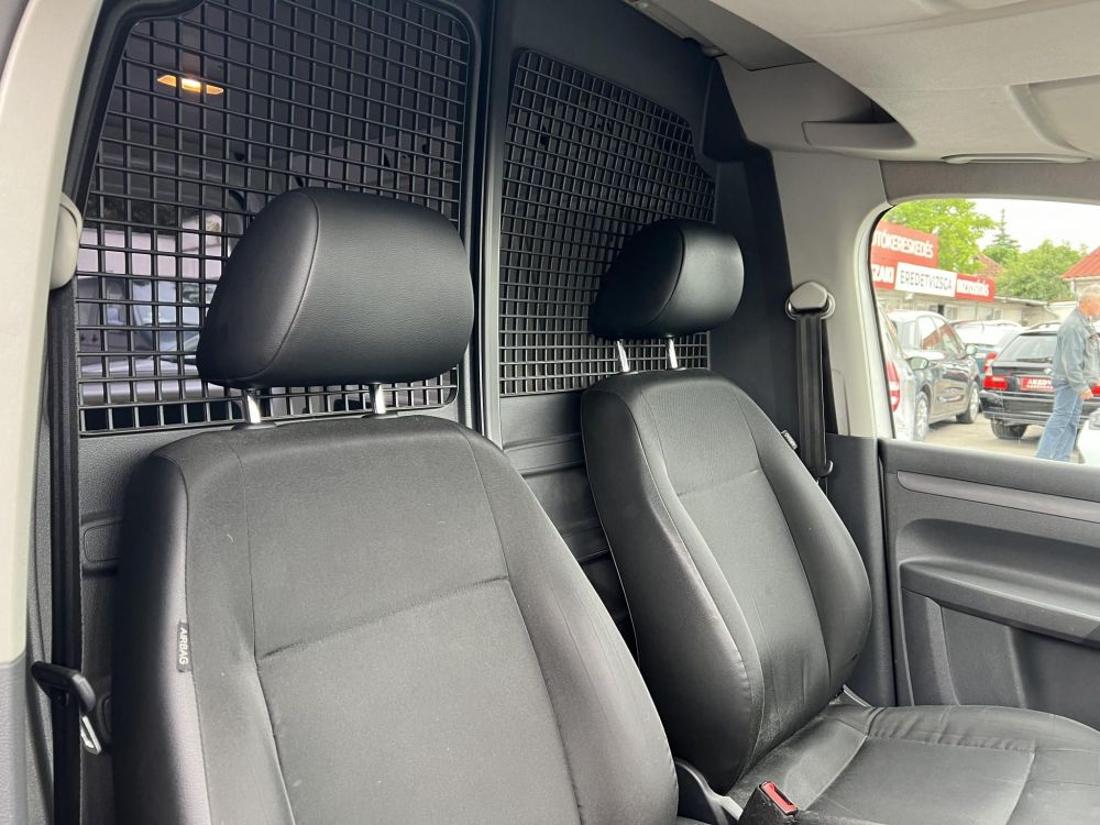 VOLKSWAGEN CADDY 1.6 CR TDI BlueMotion M.o.-i. Klíma Tempomat Bluetooth Téli-Nyári Áfás