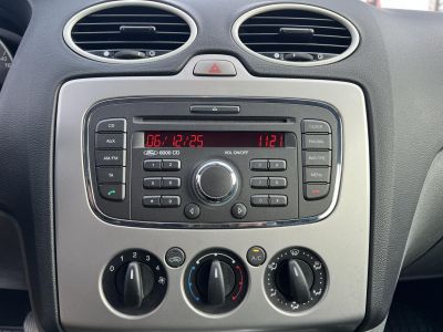 FORD FOCUS 1.6 Ghia (Automata) Klíma Tempomat City szervó Téli/nyári garnitúra!