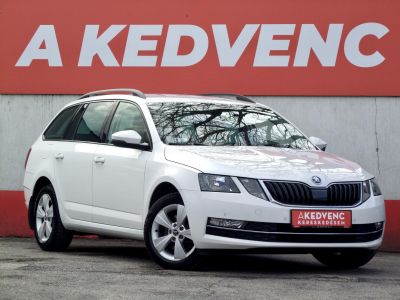 SKODA OCTAVIA Combi 2.0 CR TDI SCR Ambition Magyarországi Tempomat Ülésfűtés Carplay PDC Bluetooth Szervizelt!