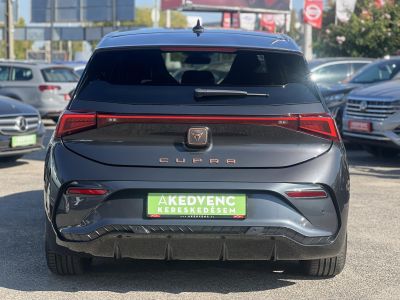 CUPRA BORN 58 kWh 64e km