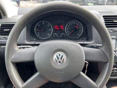 VOLKSWAGEN GOLF V 2.0 SDI Trendline Tempomat Digitklíma 4xelablak Vonóhorog Szervizelt!