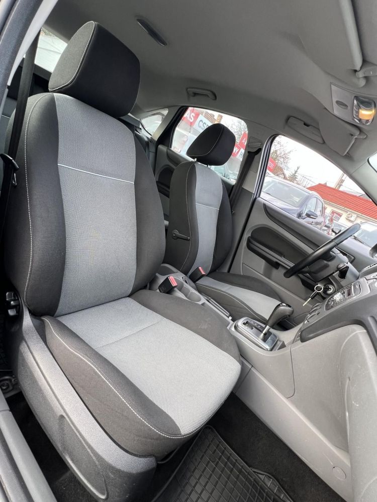 FORD FOCUS 1.6 Ghia (Automata) Klíma Tempomat Téli-nyári garnitúra!