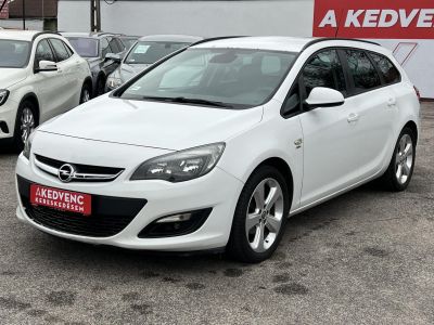 OPEL ASTRA J 1.6 Selection Klíma Tempomat Bluetooth Új kuplung! Téli/nyári garnitúra!