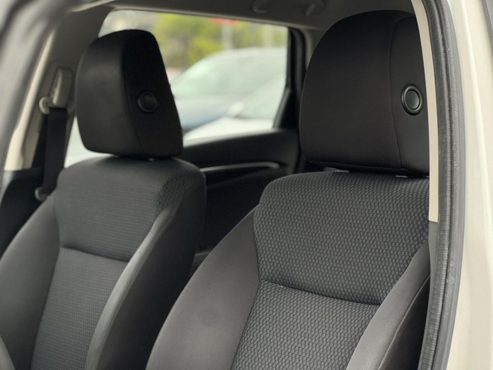 HONDA JAZZ 1.3 Comfort M.o.-i. 1.tul. Márkaszervizelt!