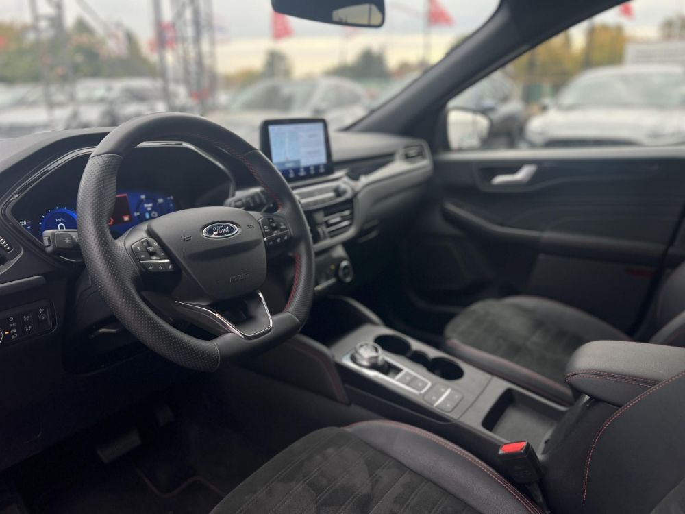 FORD KUGA 2.5 PHEV ST-Line X CVT 91e km