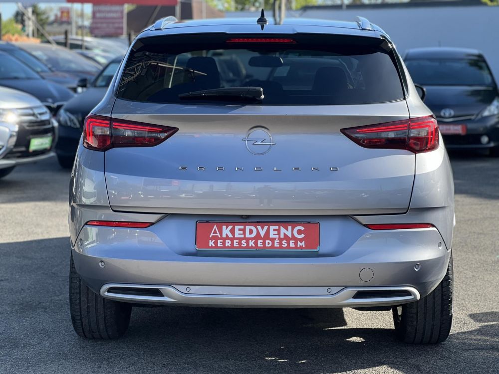 OPEL GRANDLAND 1.2 T Ultimate (Automata) 92e km. M.o.-i. LED. Memória. Üléshűtés. 360 fokos kamera. Carplay!