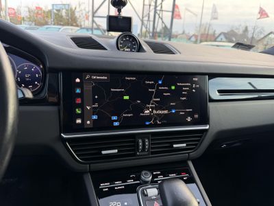 PORSCHE CAYENNE Coupé E-Hybrid Tiptronic ic 48e km. Sérülésmentes. 2027.12-ig zöld rendszám
