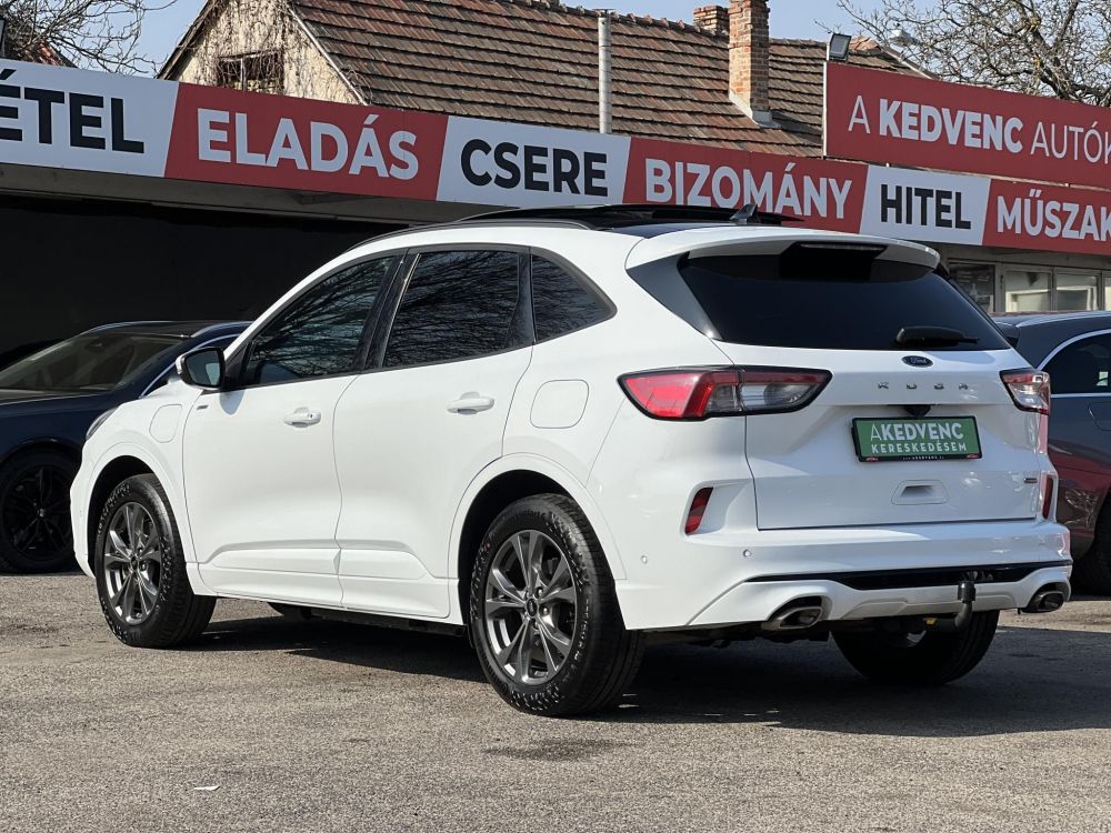 FORD KUGA 2.5 PHEV ST-Line CVT ST-line. panoráma tető