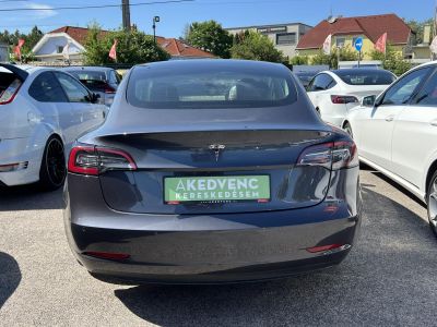 TESLA MODEL 3 Standard Range Plus Aut 48e km. garanciális. mátrix LED. GYÖNYÖRŰ állapot!