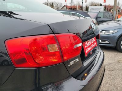 VOLKSWAGEN JETTA VI 1.4 TSI Highline DSG Magyarországi Tempomat Klíma Ülésfűtés Bőr