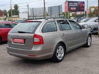 SKODA OCTAVIA Combi 1.6 CR TDI Classic DPF 195e km. M.o.-i. 2.tul. Klíma Tempomat Téli-nyári garnitúra!