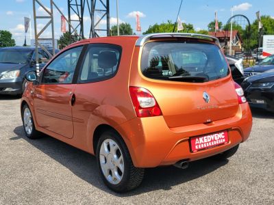 RENAULT TWINGO 1.2 GT M.o.-i. Klíma Tempomat Szervizkönyv Téli-nyári garnitúra!