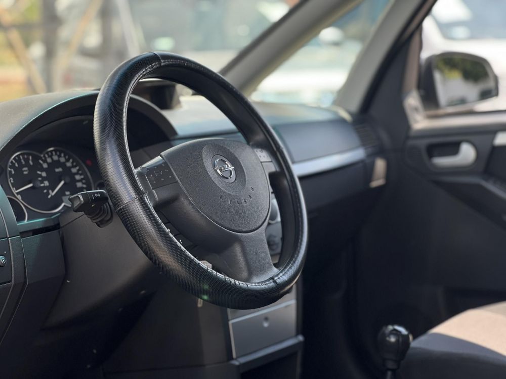 OPEL MERIVA 1.7 CDTI Essentia Klíma. Webasto. 4-5L/100km!