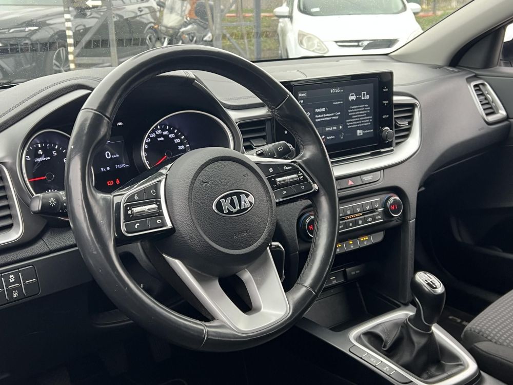 KIA CEE'D Ceed 1.0 T-GDI Bronze M.o.-i. 1.tul. Klíma Tempomat 71e km!