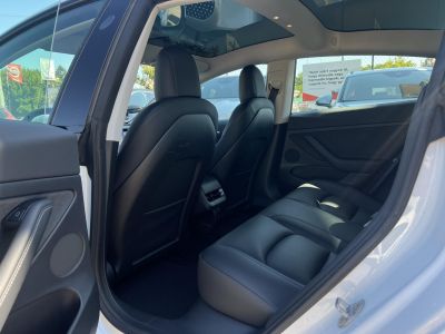TESLA MODEL 3 Standard Range Plus Aut 102e km. garanciális. hőszivattyú. facelift. mátrix LED. 4 évszakos gumik!