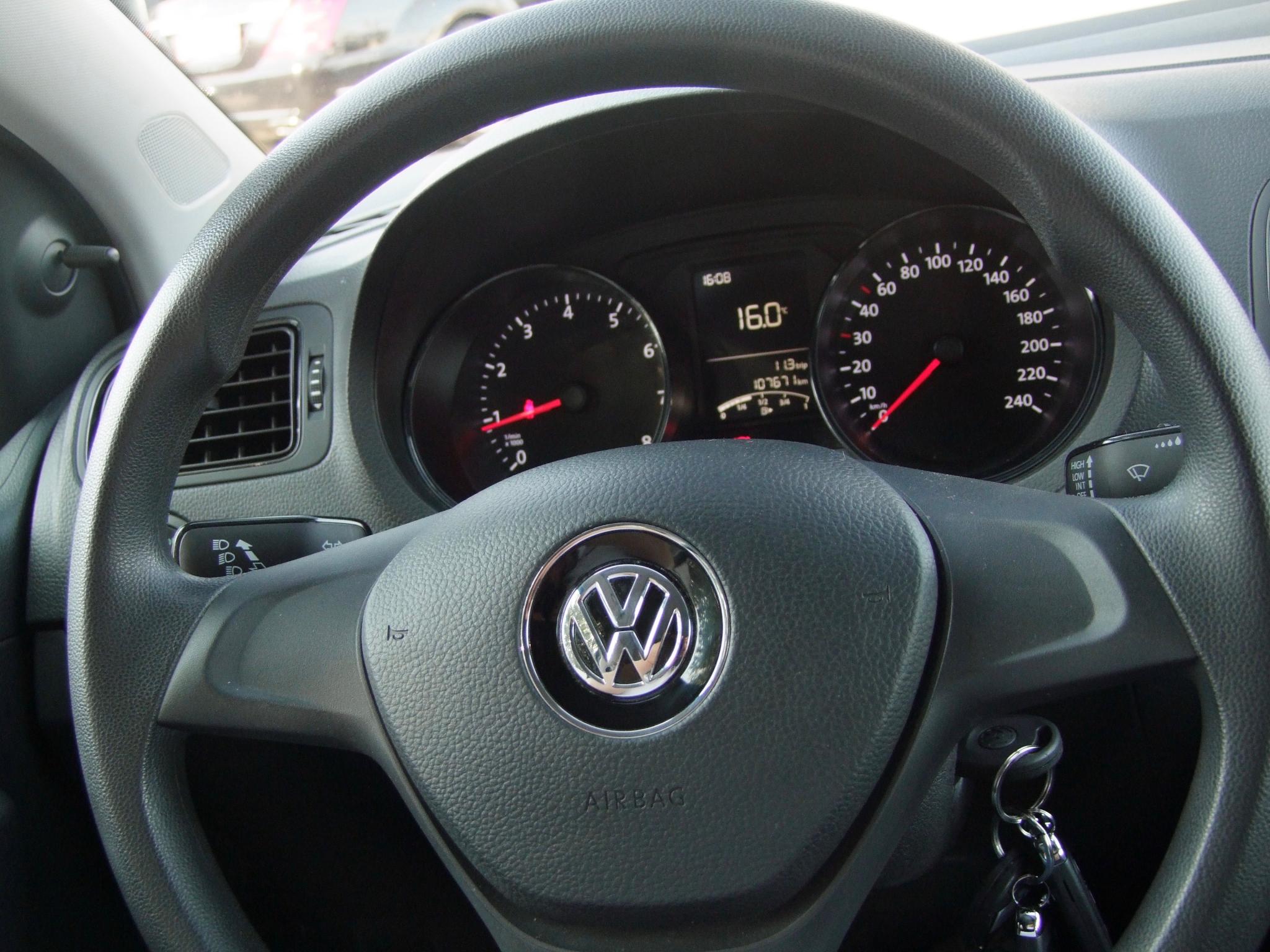 VOLKSWAGEN POLO 1.0 MPI Trendline Klíma tolatókamera 172e km!