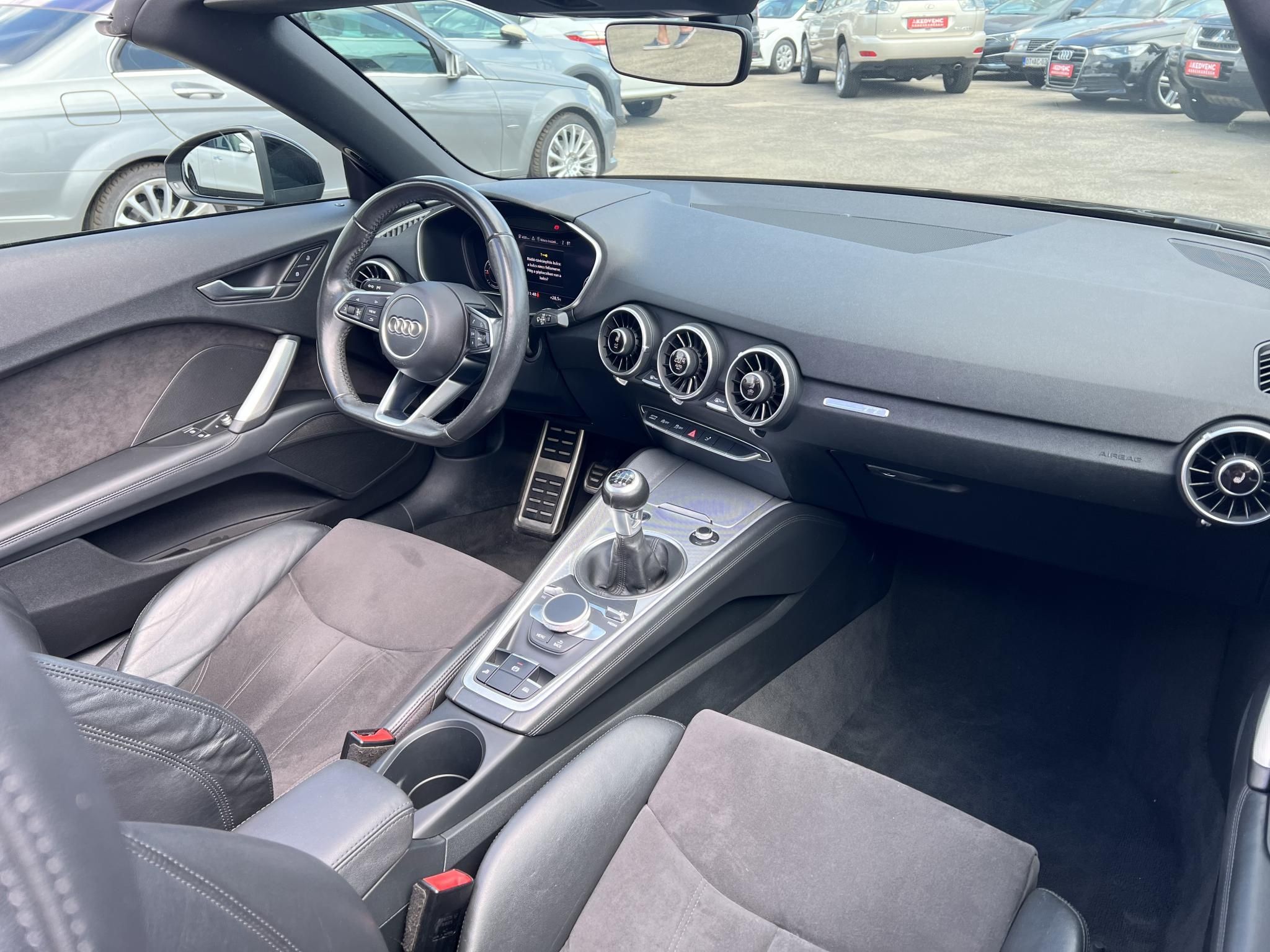 AUDI TT Roadster 2.0 TDI ultra LED Navi Virtual Cockpit Keyless Ülésfűtés Bluetooth