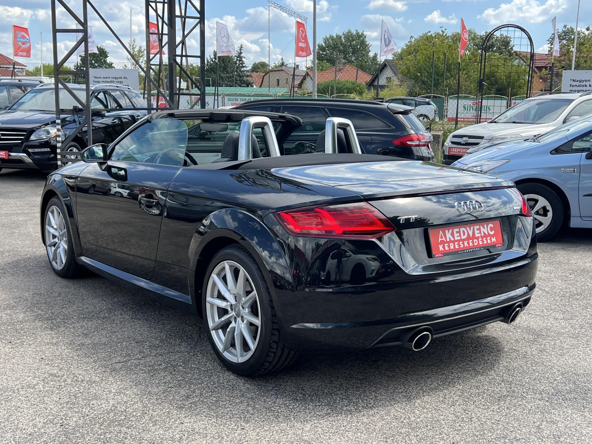 AUDI TT Roadster 2.0 TDI ultra LED Navi Virtual Cockpit Keyless Ülésfűtés Bluetooth