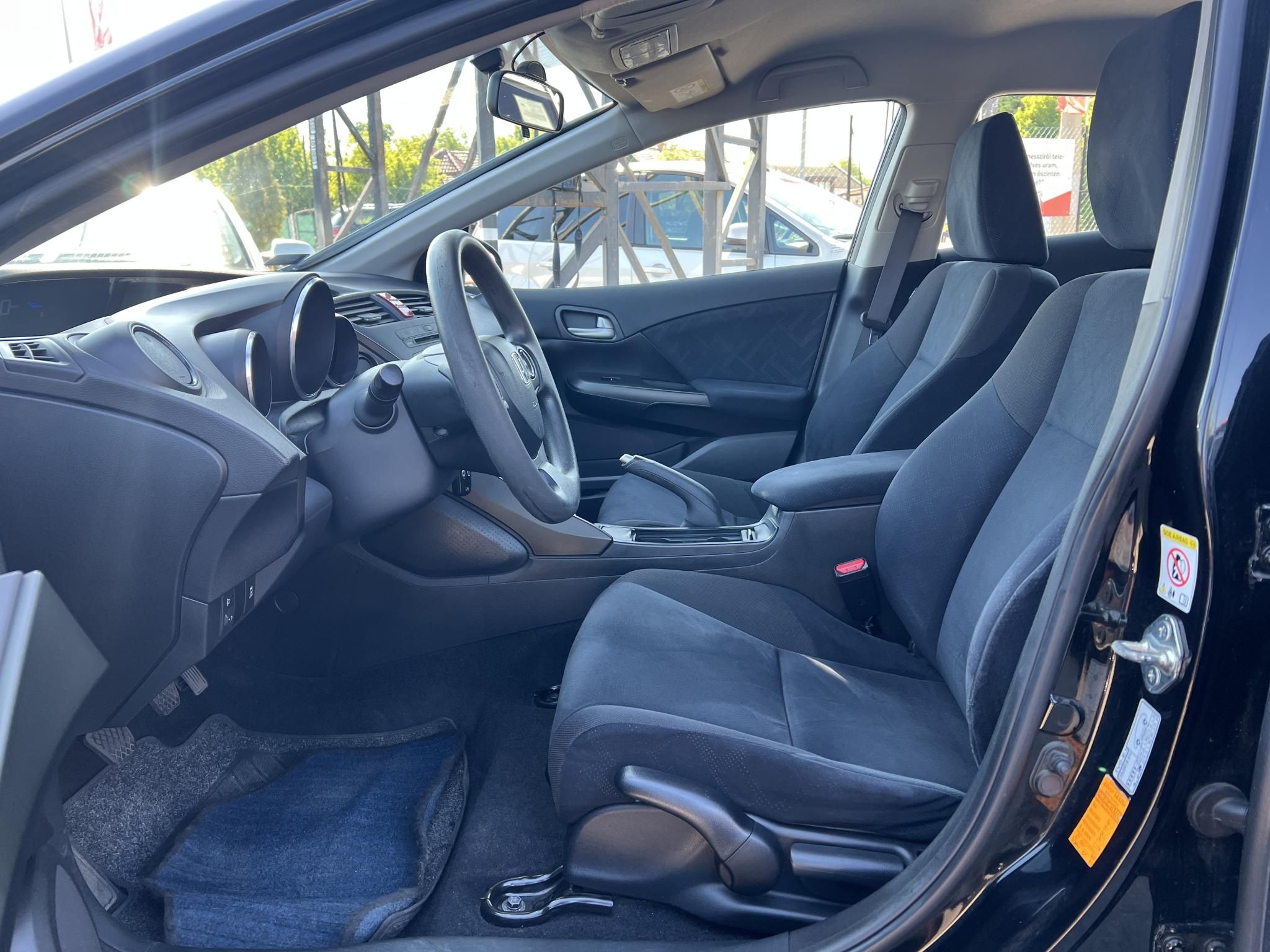 HONDA CIVIC 1.4 Comfort M.o-i. Klíma Tempomat Bluetooth Márkaszervizelt!