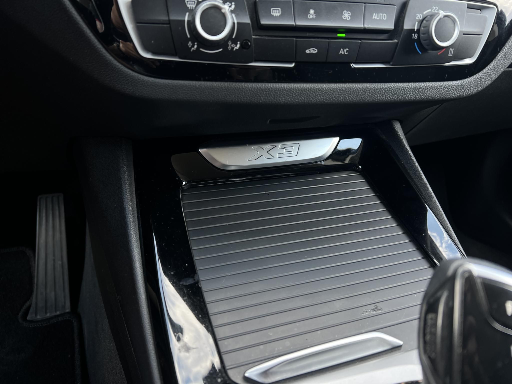 BMW X3 sDrive18d (Automata) Magyarországi. Márkaszervizelt!