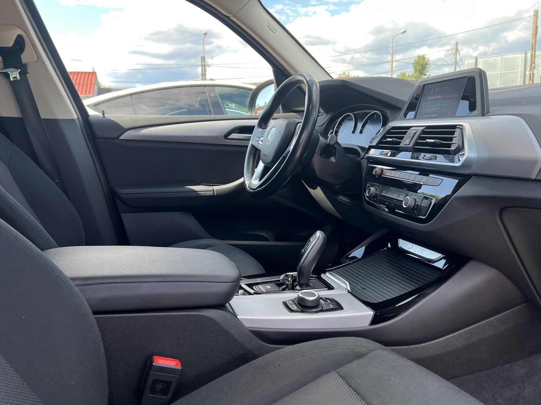 BMW X3 sDrive18d (Automata) Magyarországi. Márkaszervizelt!