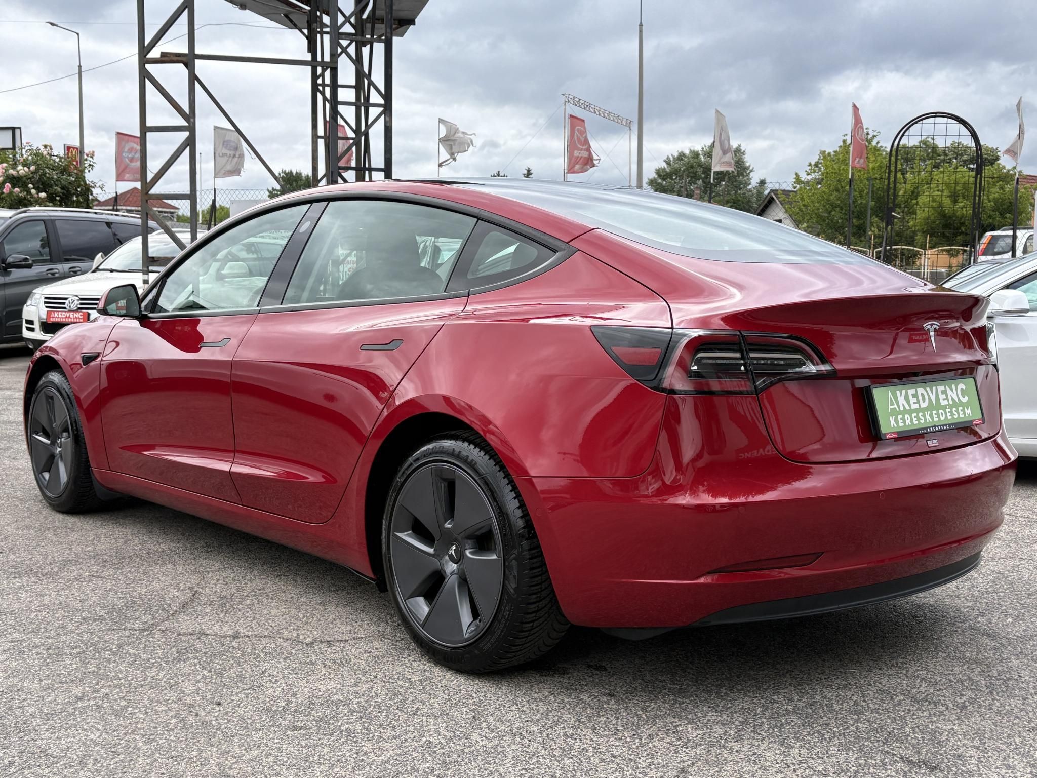 TESLA MODEL 3 Standard Range Plus Aut 80e km. mátrix LED. hőszivattyús. facelift. garanciális!