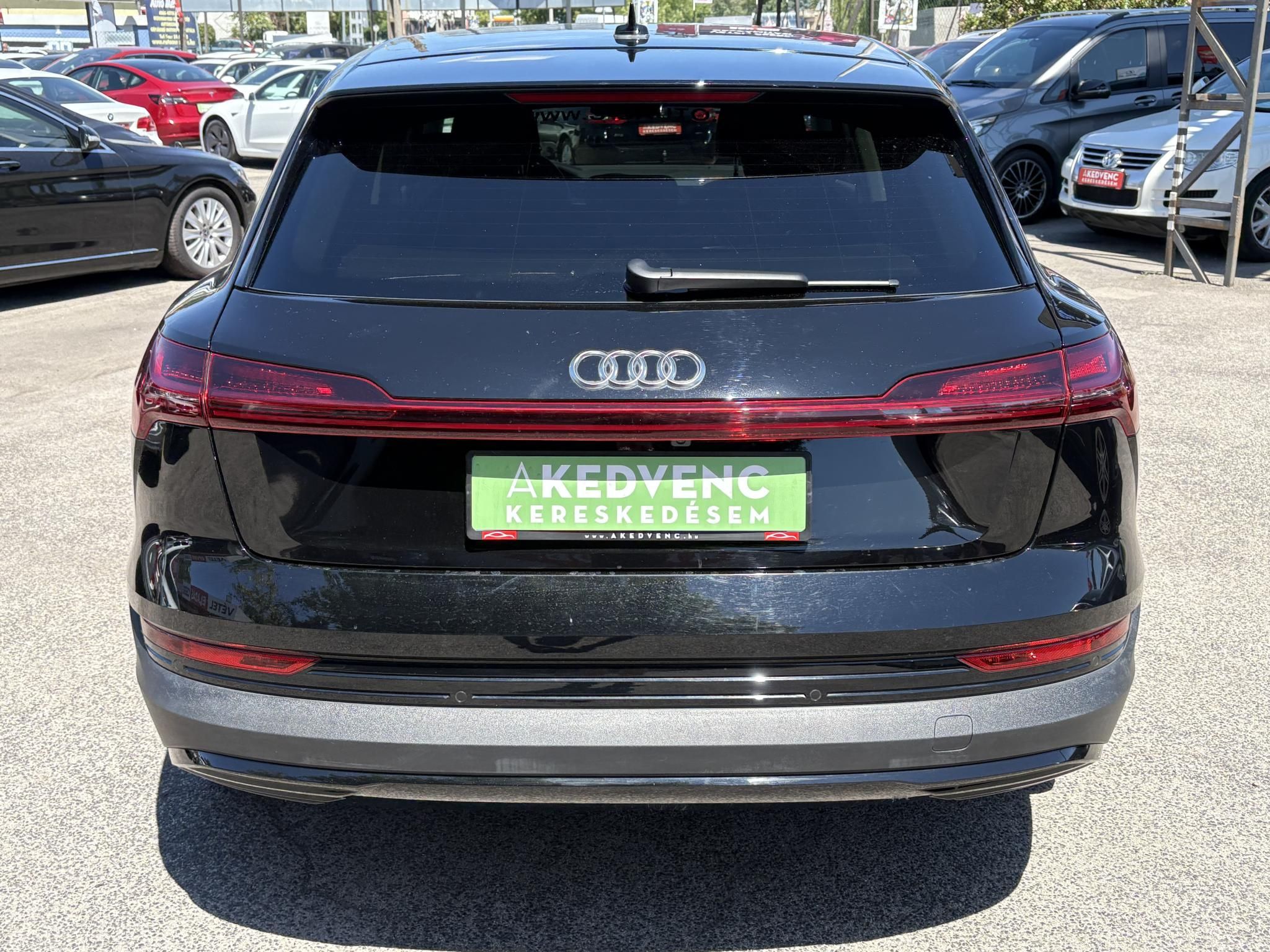 AUDI E-TRON 50 Advanced quattro (Automata) 30e km. LED Ülésfűtés Virtual Cockpit Kamera Keyless Navi 2 gyári kulcs!