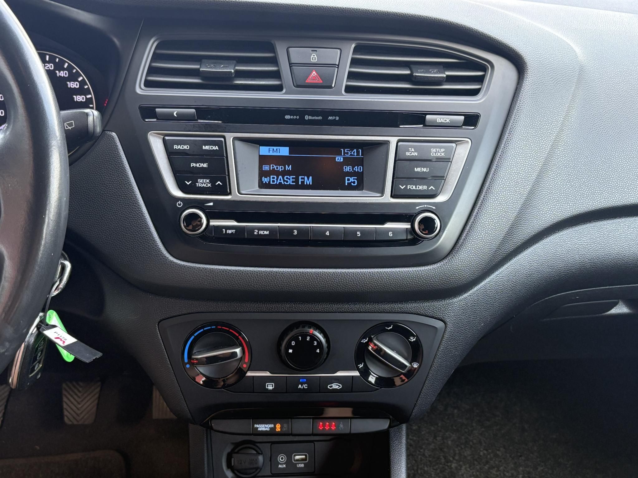 HYUNDAI I20 1.25 LP Comfort M.o.-i. Klíma Bluetooth ülésfűtés!