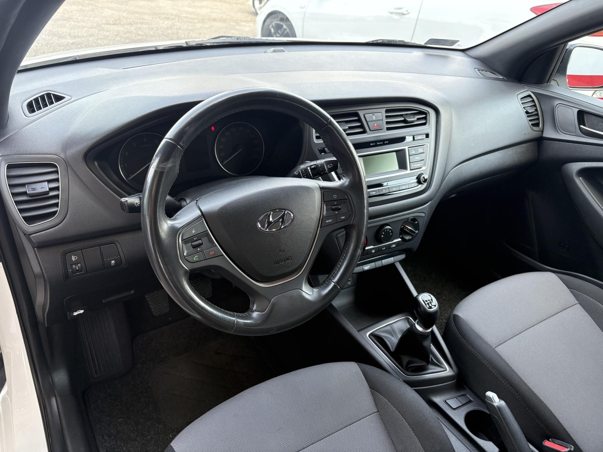 HYUNDAI I20 1.25 LP Comfort M.o.-i. Klíma Bluetooth ülésfűtés!