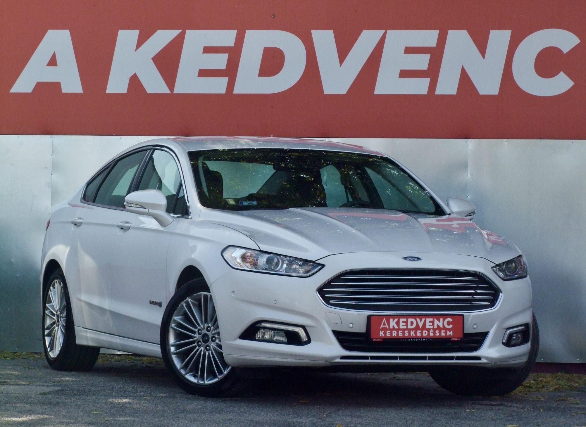 FORD MONDEO 2.0 HEV Vignale (Automata) Klíma Tempomat Bluetooth Carplay GARANCIÁLIS VÁLTÓ!
