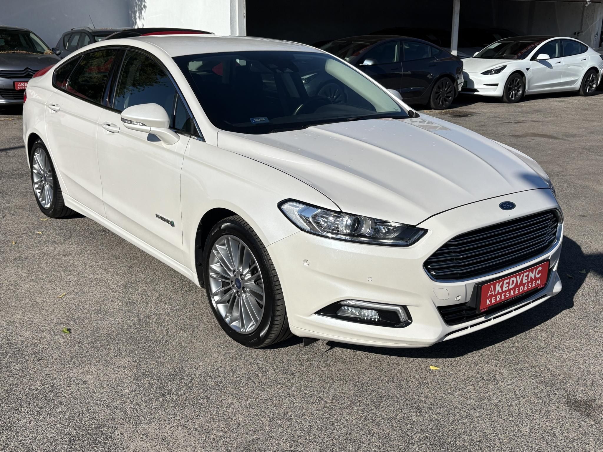 FORD MONDEO 2.0 HEV Vignale (Automata) Klíma Tempomat Bluetooth Carplay GARANCIÁLIS VÁLTÓ!