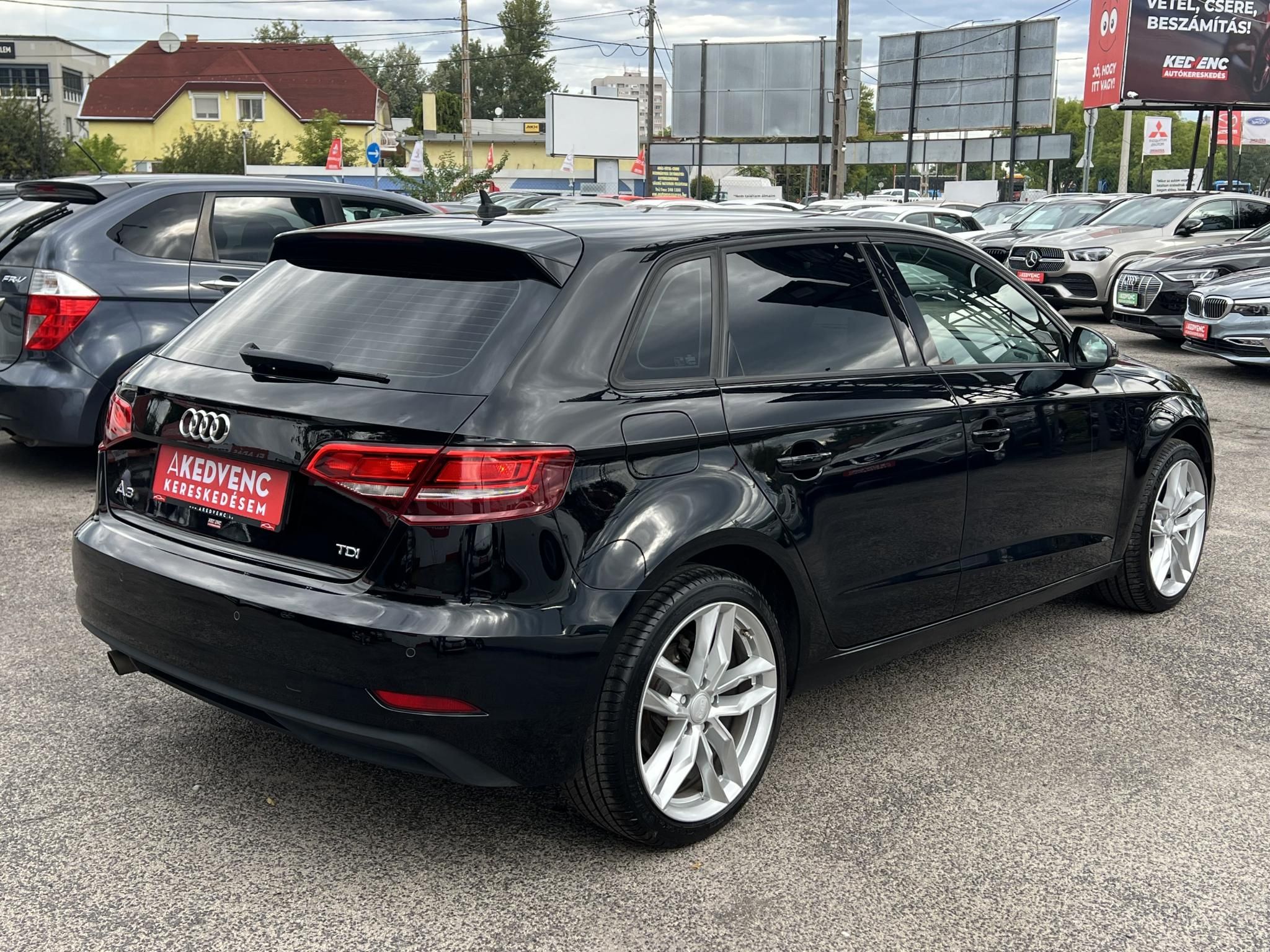 AUDI A3 Sportback 1.6 TDI Sport S-line FACELIFT Friss vezérlés!